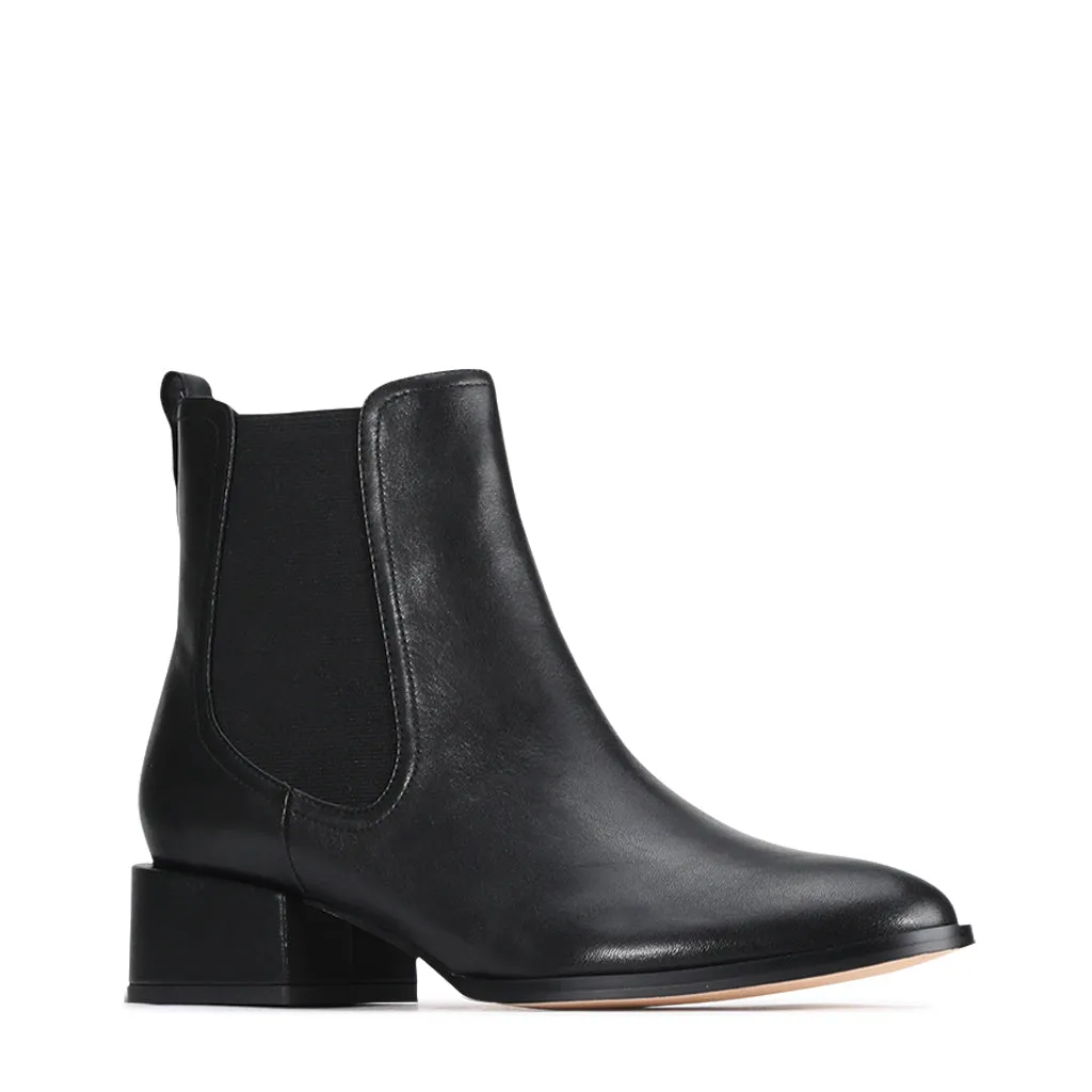 CASEY LEATHER ANKLE BOOTS