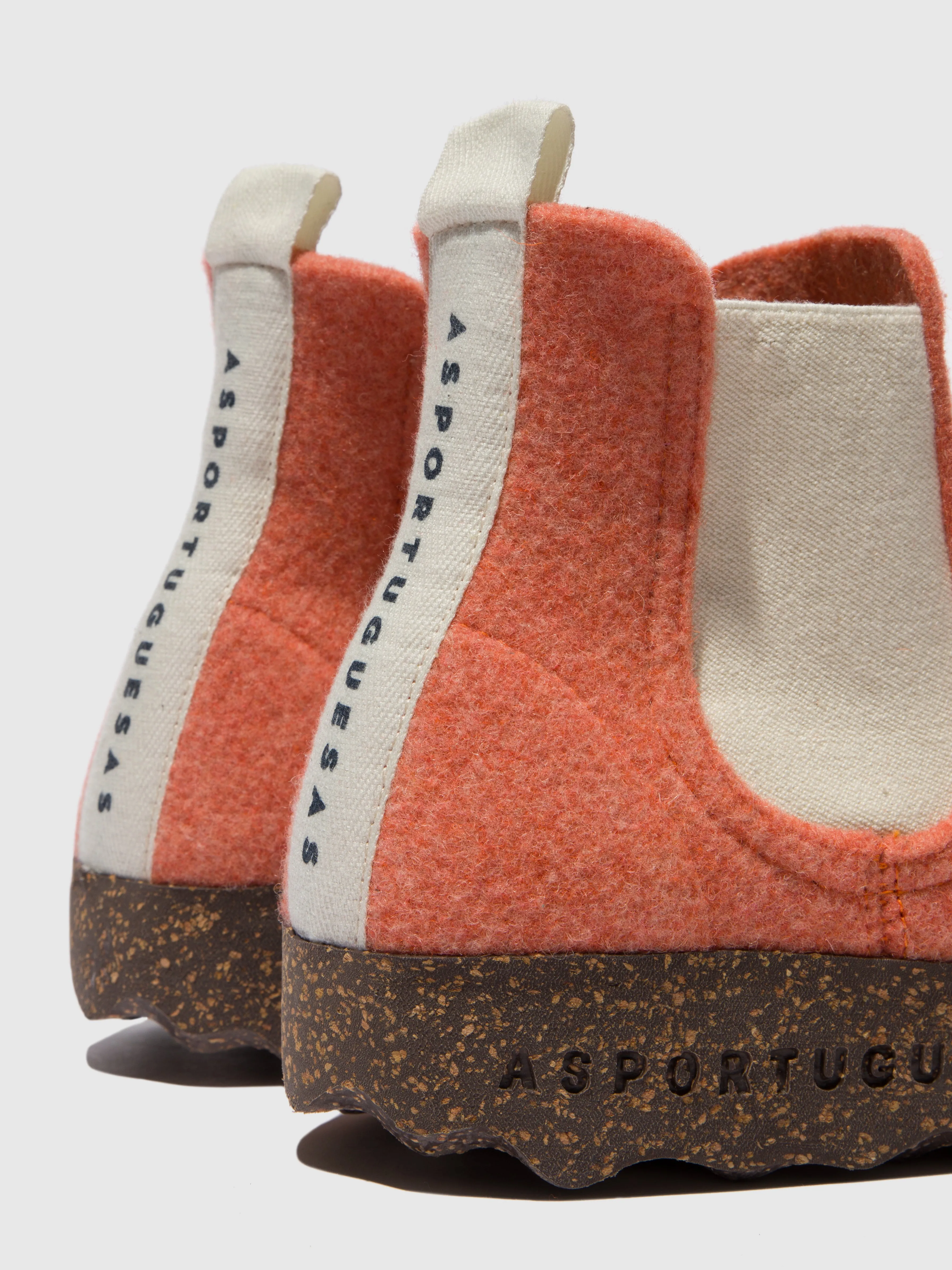 Chelsea Ankle Boots CAIA TANGERINE