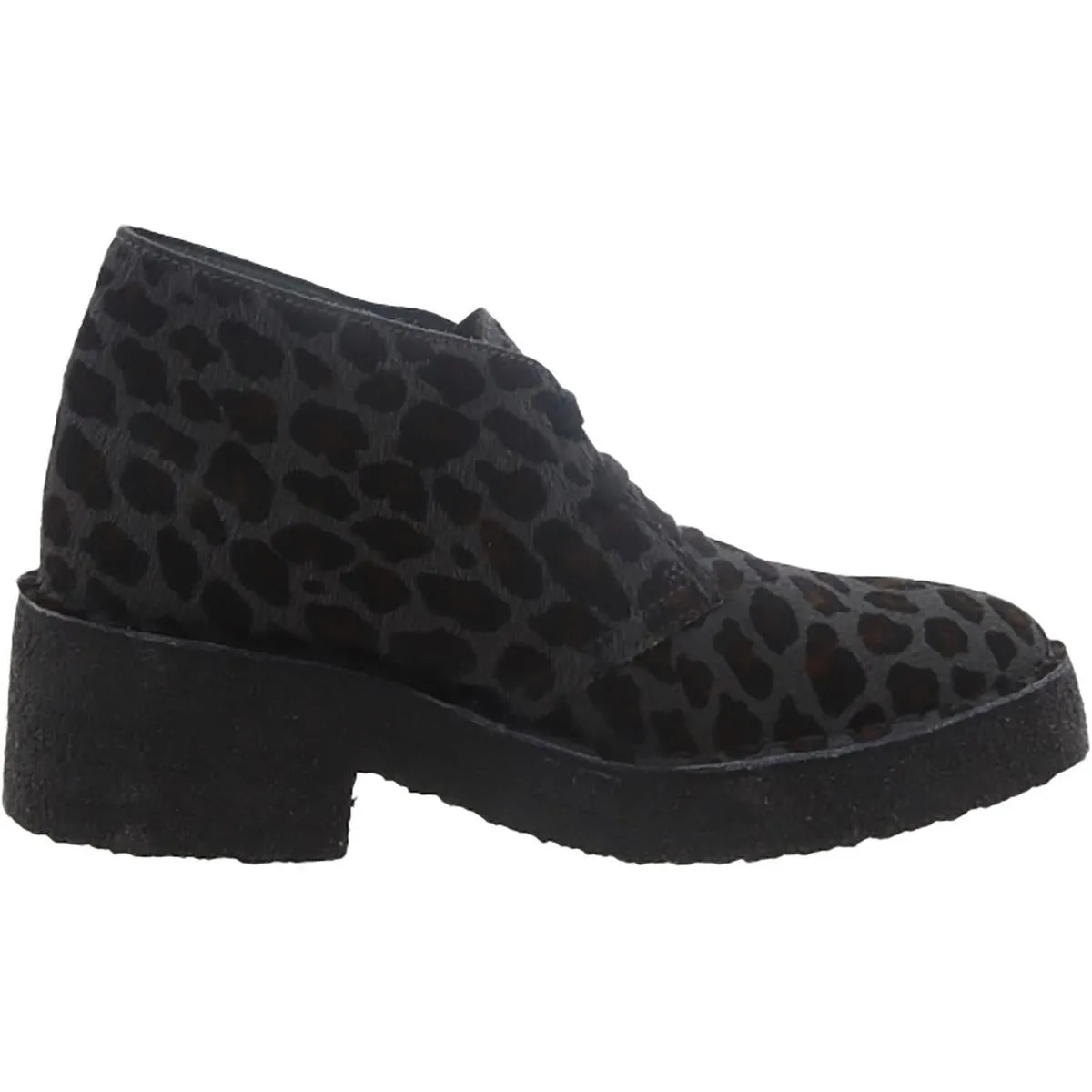 Clarks Womens Arisa Desert Suede Lace Up Ankle Boots