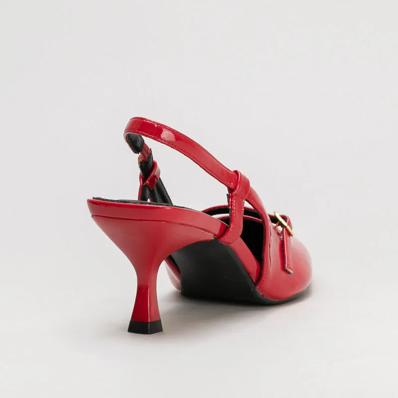 Kitten Heel Pointy Sling Back _ 161402