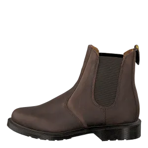 Laura Chelsea Dk Brown