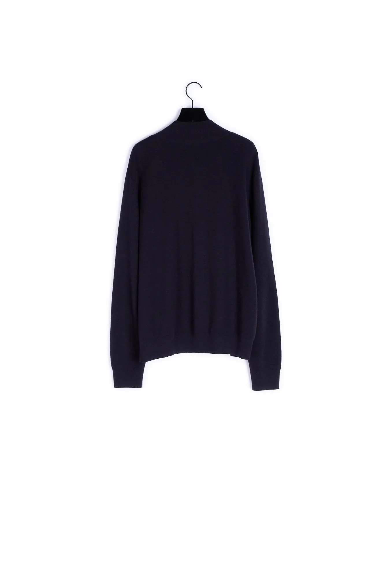 Pull laine marine boutons têtes de mort