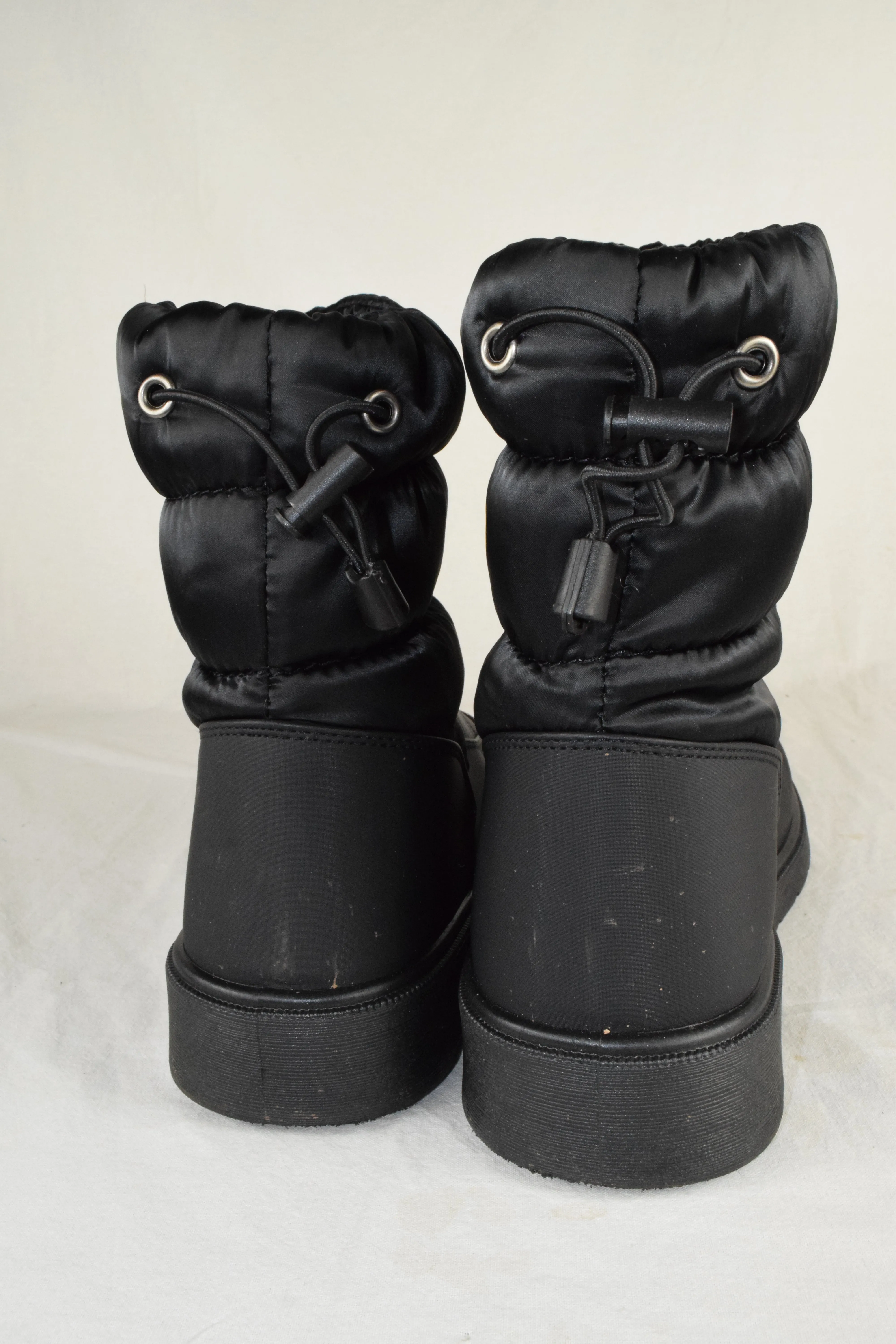 Soda Women Snow boots Waterproof Fur Lining Nylon Ankle Bootie Black SNOW size 9