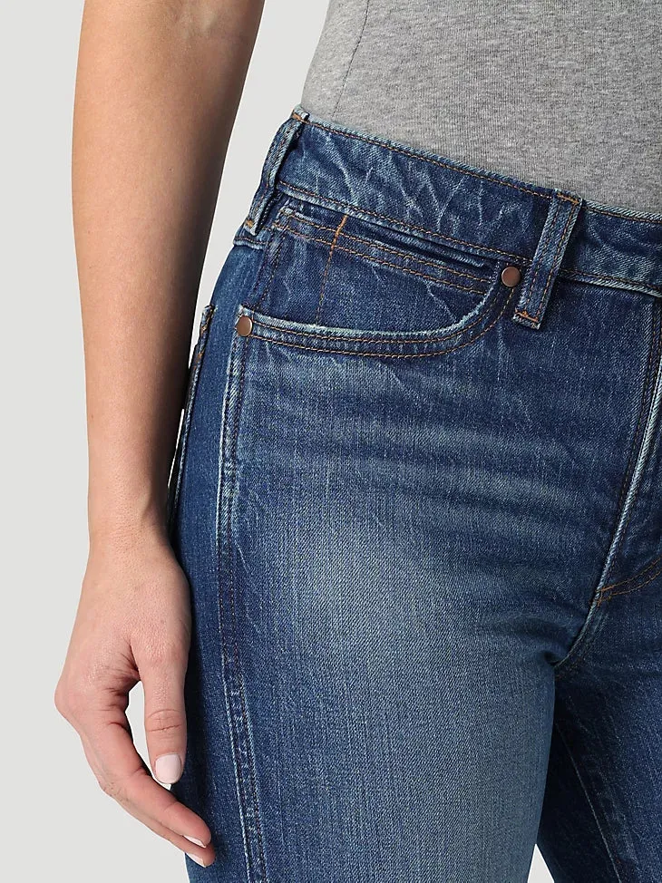 THE WRANGLER RETRO PREMIUM JEAN: WOMEN'S HIGH RISE TROUSER IN ELIZABETH