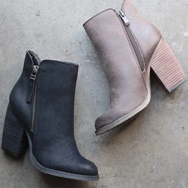 women fashion chunky boots