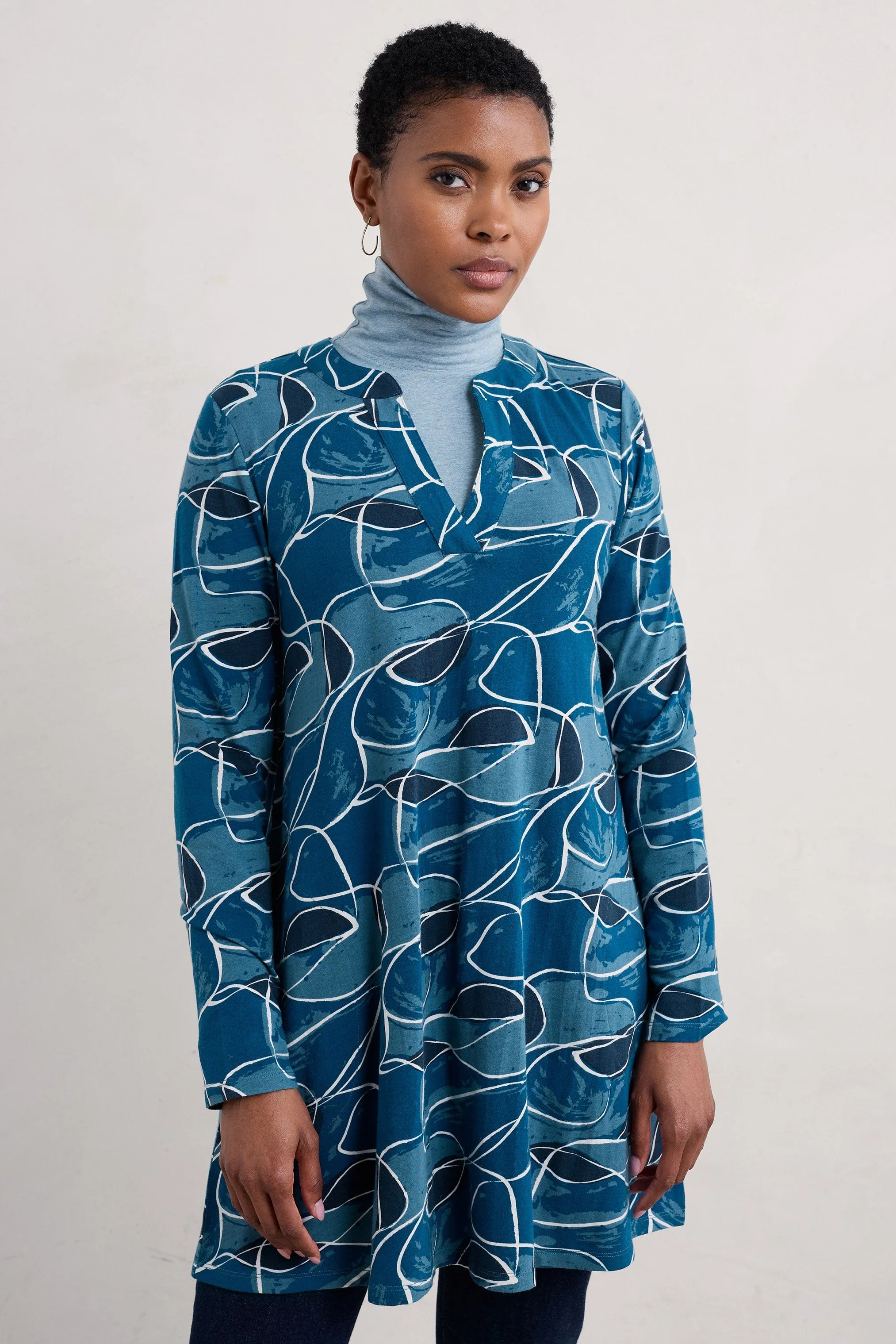 Wreathe Tunic - Coves Abstract Galley