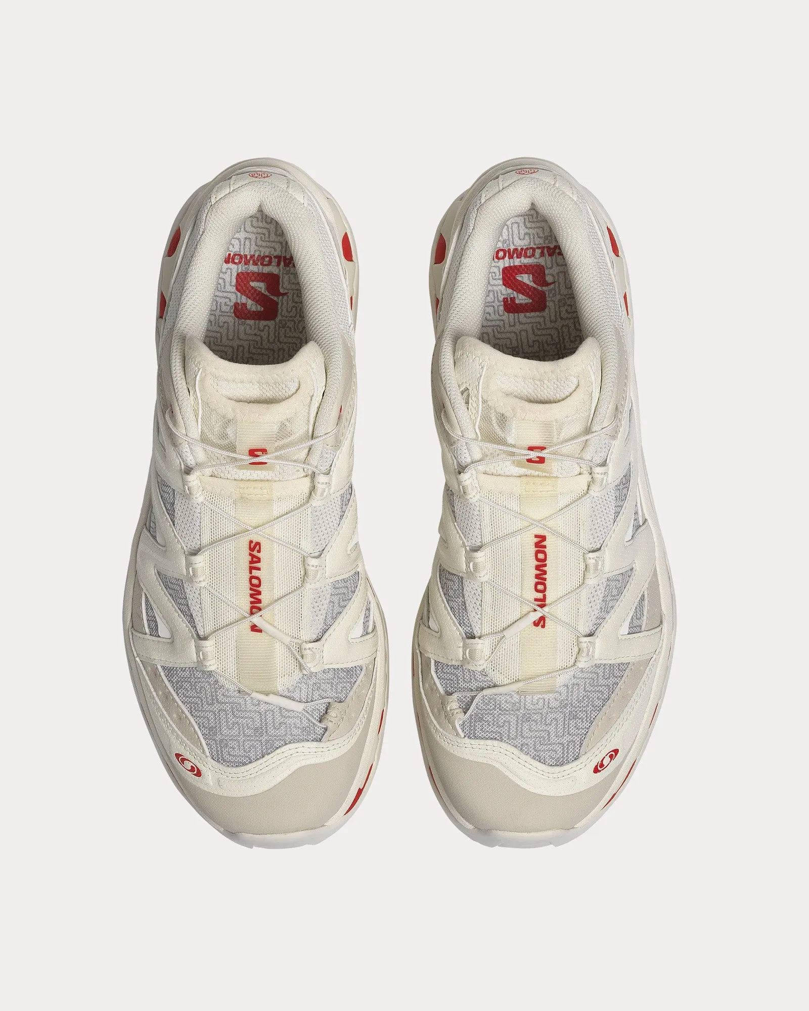 XT-Quest 'Panhui' Vanilla Ice / Rainy Day / Fiery Red Low Top Sneakers