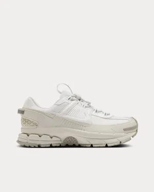 Zoom Vomero Roam Summit White / Light Bone / Light Iron Ore / Summit White Low Top Sneakers